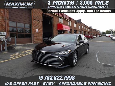 Used 2022 Toyota Avalon XLE image 1