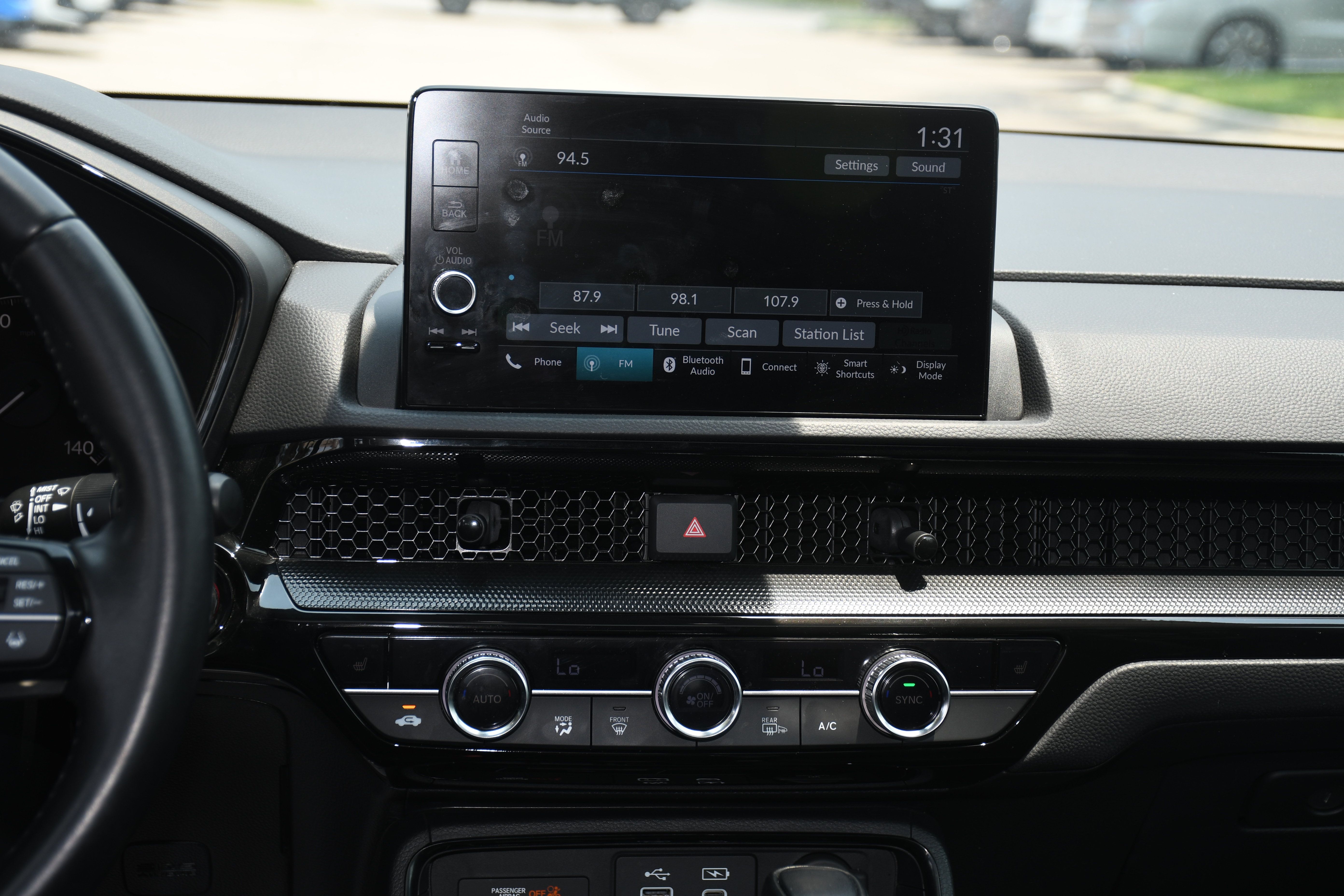 Used 2025 Honda CR-V EX-L image 18