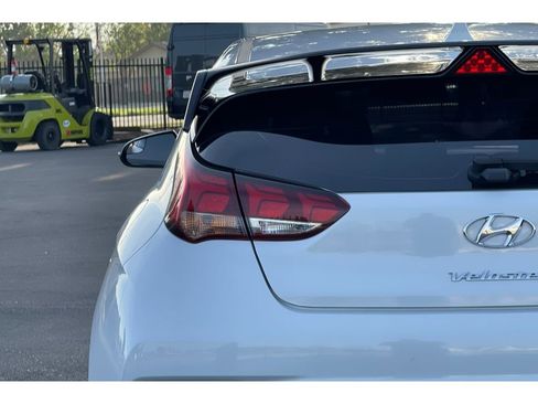 Used 2020 Hyundai Veloster N w/ Performance Package image 45