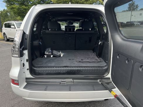 Used 2023 Lexus GX 460 Premium w/ Premium Package AWD/4WD image 26