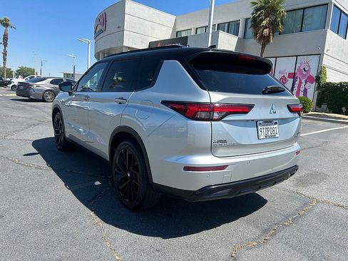 Used 2025 Mitsubishi Outlander SEL Black Edition AWD/4WD image 5
