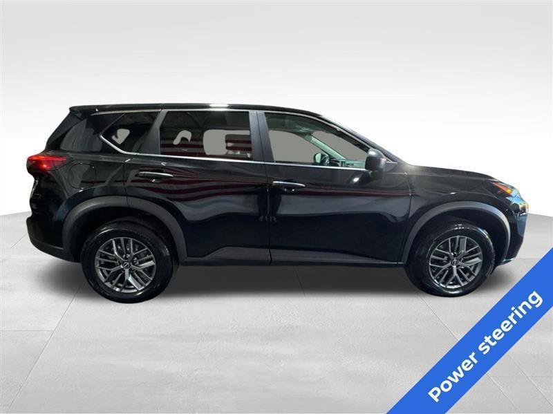 Used 2024 Nissan Rogue S AWD/4WD image 4