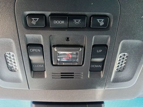 Used 2021 Toyota Avalon TRD FWD image 26