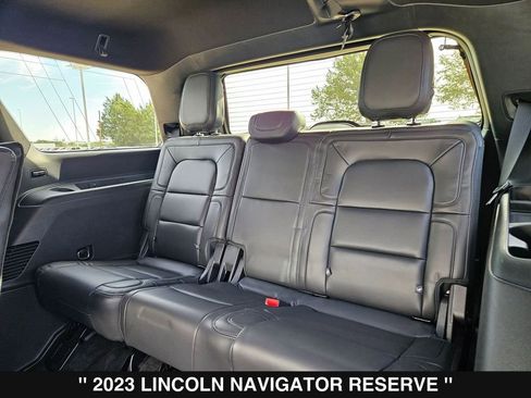 Used 2023 Lincoln Navigator Reserve AWD/4WD image 18