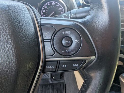 Used 2018 Toyota Camry XLE w/ Audio Package FWD image 14