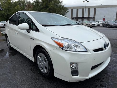 Used 2010 Toyota Prius Four image 3