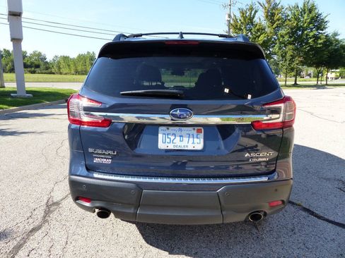 Used 2023 Subaru Ascent Touring AWD/4WD image 8