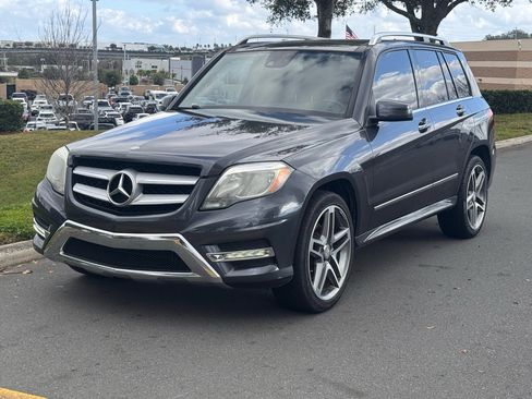 Used 2015 Mercedes-Benz GLK 350 2WD image 2