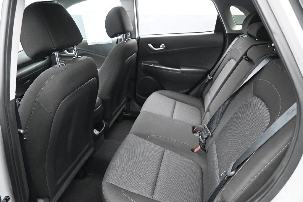 Used 2023 Hyundai Kona SEL w/ Convenience Package AWD/4WD image 27