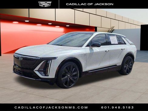 Certified 2024 Cadillac Lyriq Sport w/ Nappa Leather Package AWD/4WD image 1
