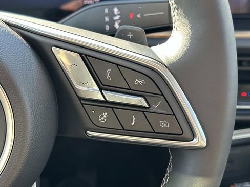 Used 2024 Buick Envision Avenir AWD/4WD image 23