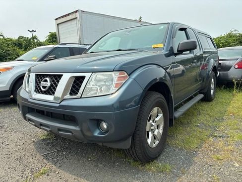 Used 2013 Nissan Frontier SV w/ SV Value Truck Pkg AWD/4WD image 1