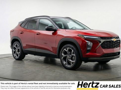 Used 2025 Chevrolet Trax LT w/ LT Convenience Package image 1