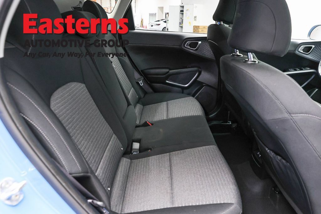 Used 2023 Kia Soul EX FWD image 26