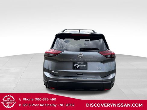 Certified 2024 Nissan Rogue SV w/ SV Premium Package FWD image 7