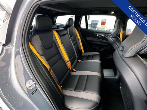 Used 2024 Volvo V60 T8 Polestar image 35