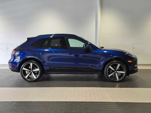 Used 2024 Porsche Macan AWD/4WD image 8