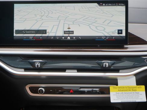 Used 2025 BMW X5 xDrive50e w/ Premium Package image 15