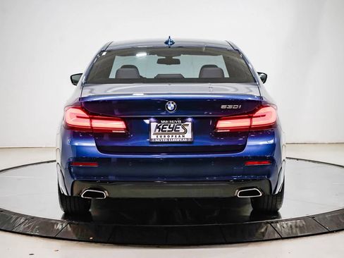 Used 2023 BMW 530i w/ Premium Package image 3