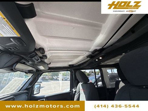 Used 2026 Jeep Wrangler Unlimited Rubicon AWD/4WD image 20