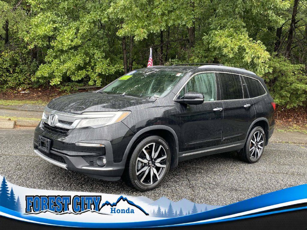 Used 2019 Honda Pilot Touring image 1