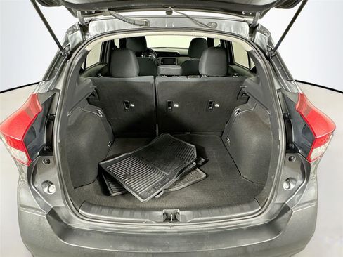 Used 2018 Nissan Kicks S FWD image 24