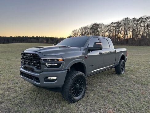 Used 2026 RAM 3500 Limited image 11