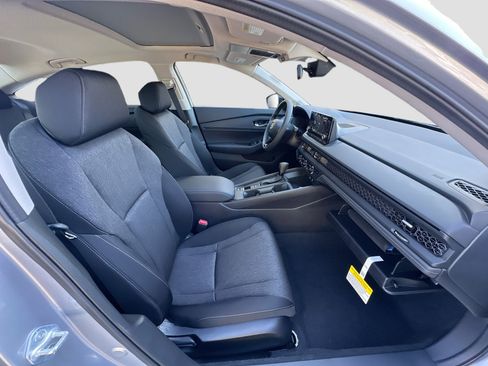 New 2025 Honda Accord SE image 22