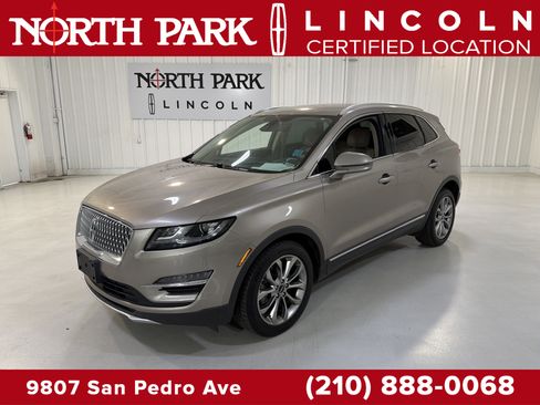 Used 2019 Lincoln MKC Select w/ Select Plus Package image 1