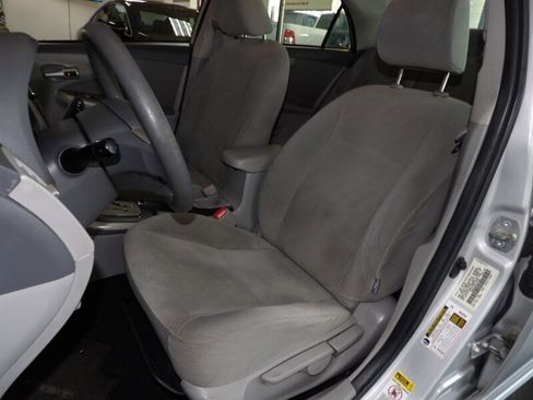 Used 2010 Toyota Corolla image 10