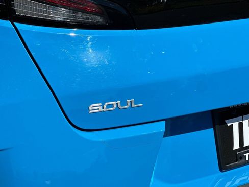Certified 2025 Kia Soul EX FWD image 28