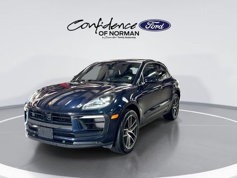 Used 2023 Porsche Macan S AWD/4WD image 3