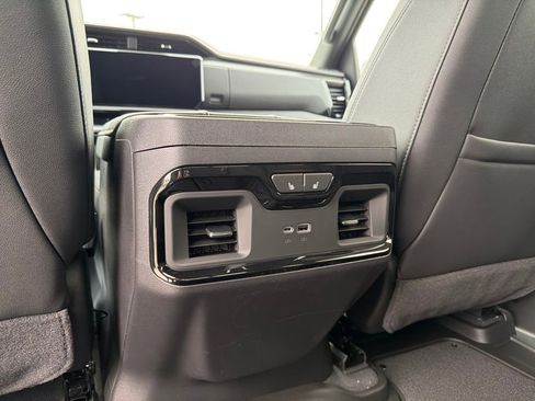 New 2026 GMC Sierra 1500 AT4 AWD/4WD image 12
