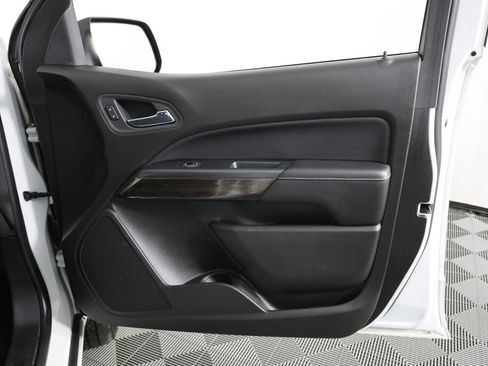 Used 2017 GMC Canyon SLE w/ SLE Convenience Package image 24