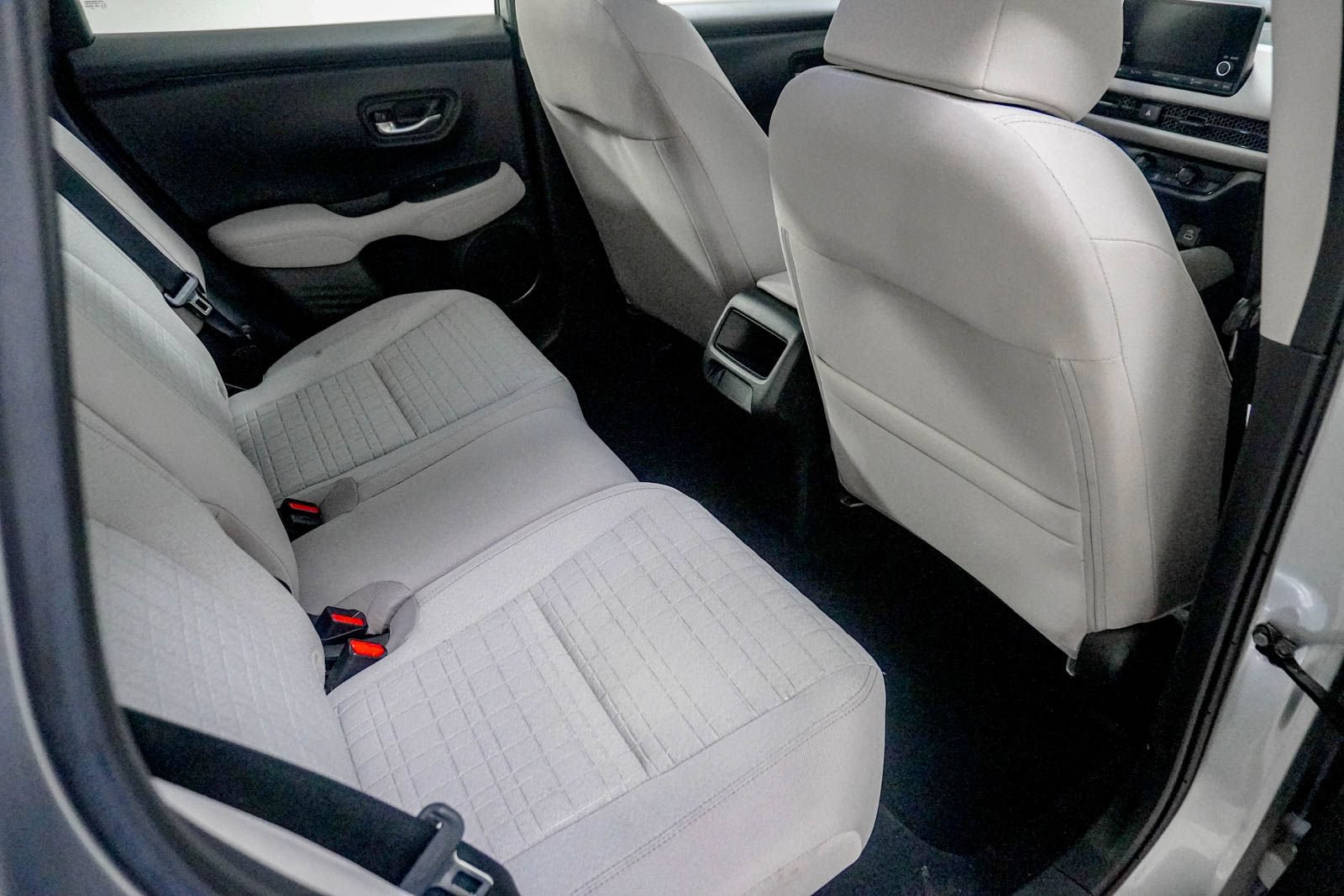 Used 2024 Honda HR-V LX image 29