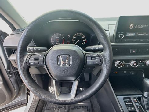 Used 2024 Honda CR-V LX image 8
