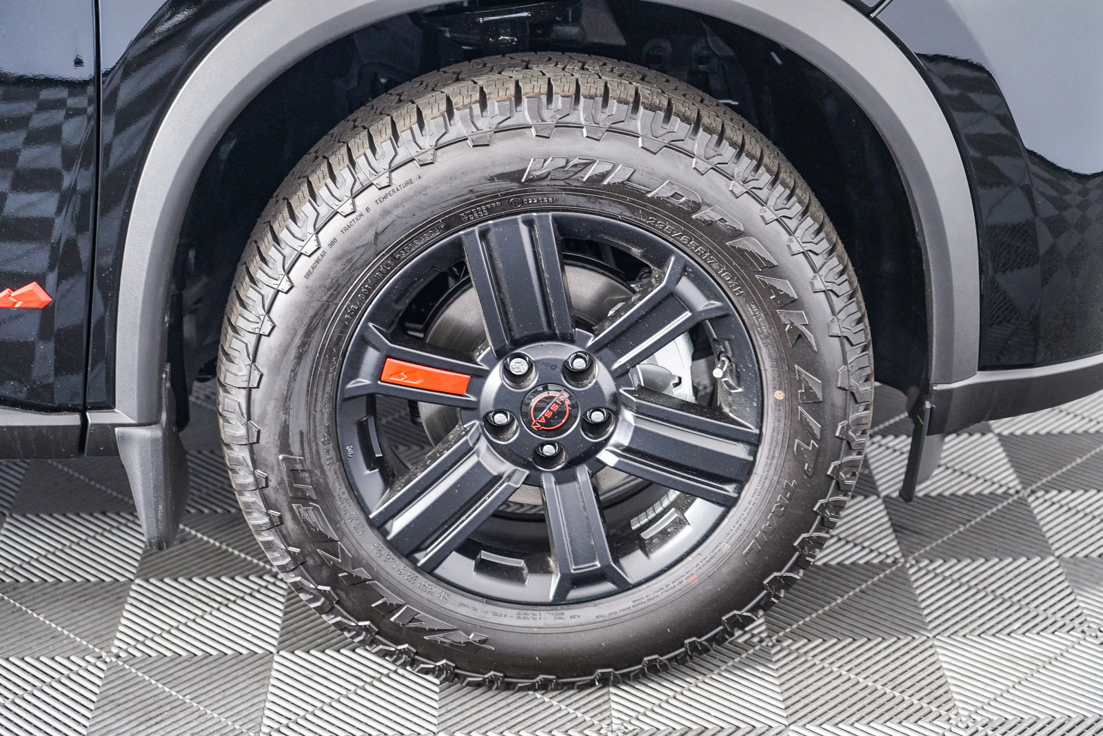 Used 2025 Nissan Rogue SV AWD/4WD image 8