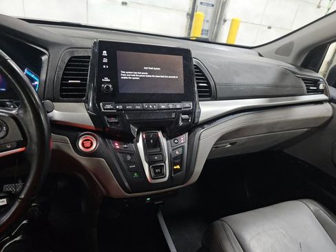 Used 2018 Honda Odyssey Touring image 13