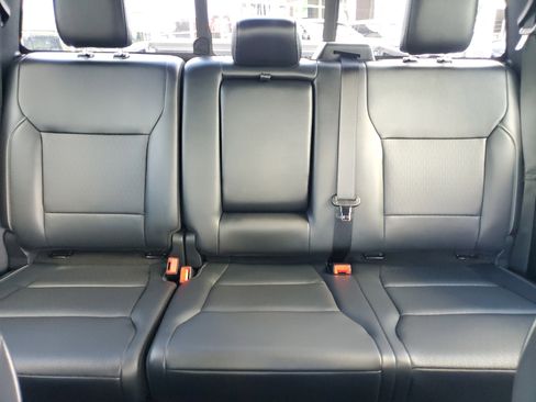 Used 2025 Ford F150 Lariat w/ Equipment Group 501A Mid image 17