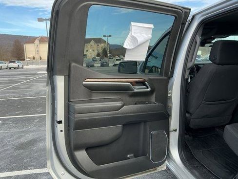 Used 2022 GMC Sierra 1500 Elevation image 19