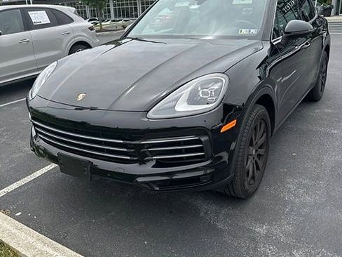 Used 2020 Porsche Cayenne AWD/4WD image 1