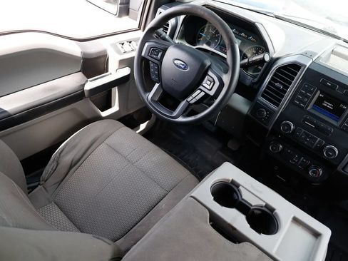 Used 2017 Ford F150 XLT AWD/4WD image 12