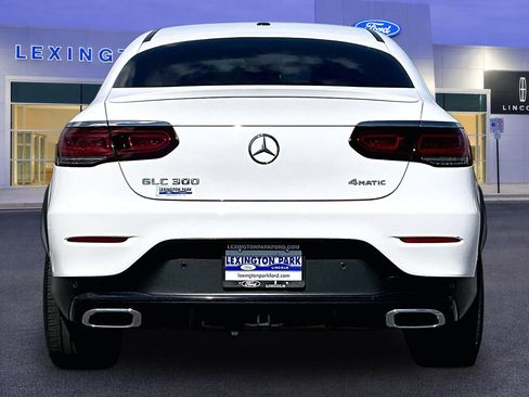 Used 2021 Mercedes-Benz GLC 300 4MATIC Coupe image 6