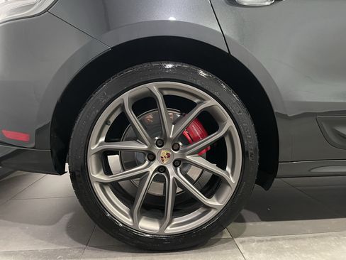 Used 2022 Porsche Macan GTS AWD/4WD image 9