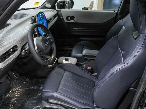 Used 2025 MINI Cooper S image 19