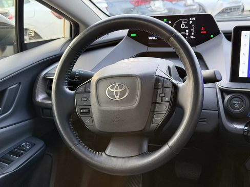 Used 2023 Toyota Prius XLE FWD image 13