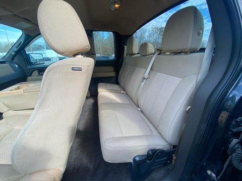 Used 2014 Ford F150 XLT w/ XLT Chrome Package image 13