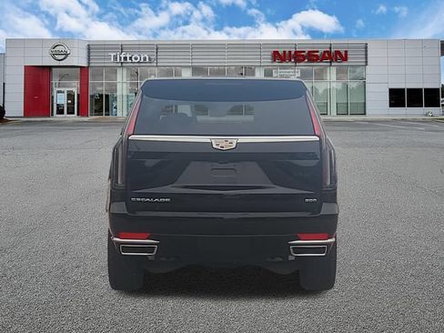Used 2024 Cadillac Escalade Premium Luxury w/ LPO, Floor Liner Package AWD/4WD image 6
