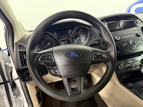 Used 2018 Ford Focus SE image 22