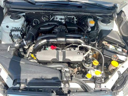 Used 2015 Subaru Crosstrek 2.0i Premium image 17